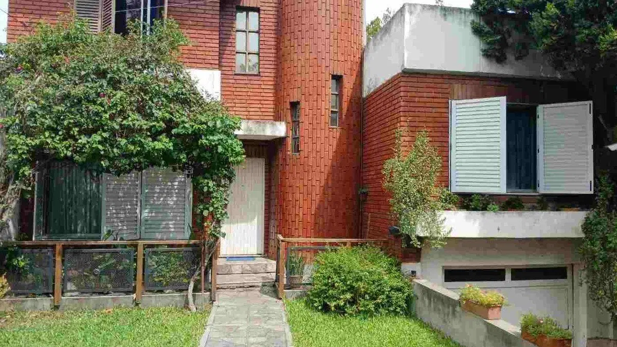 VENTA CASA DE 5 AMBIENTES EN SAN JOSE EXCELENTE 4