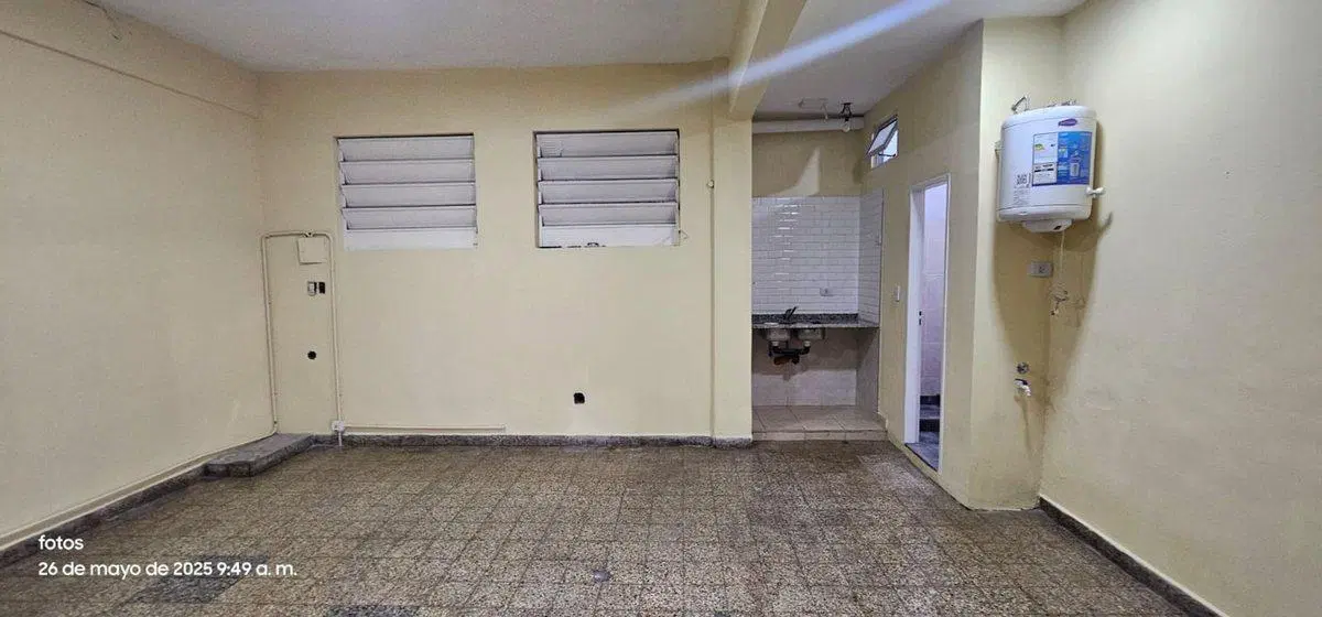 VENTA LOCAL COMERCIAL PB CON DEPOSITO EN SUBSUELO 4