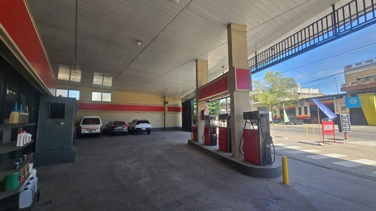 Estación de servicio, depósito,local comercial