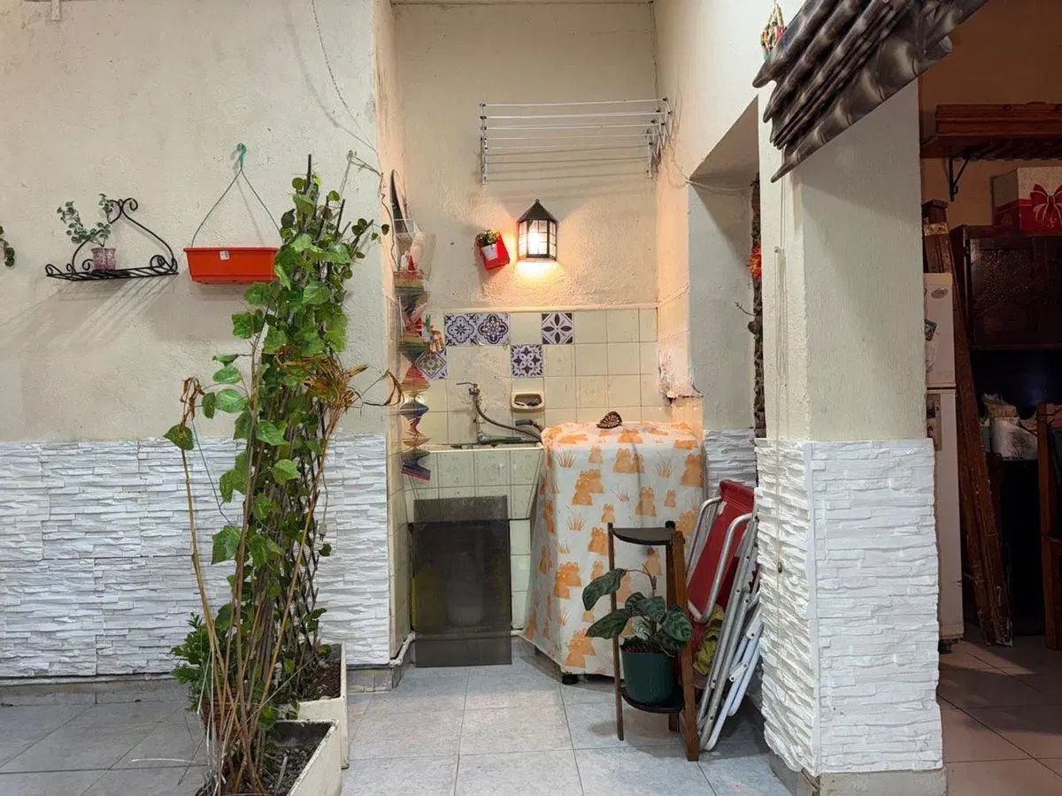 PH EN VENTA-3 AMBTES.-70 m2 -APTO CRÉDITO-LANÚS 2