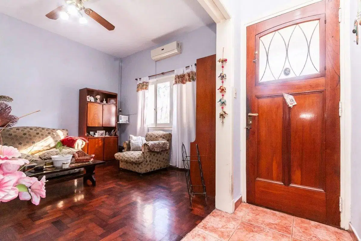 POSIBLE PERMUTA: CASA 5 AMB C/JARDIN-DOBLE COCHERA 2