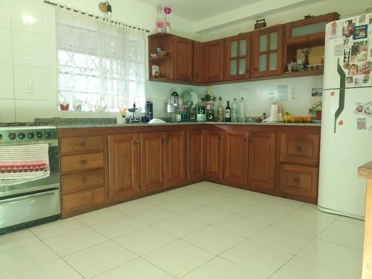 VENTA CASA 4 AMB CON PATIO Y GARAGE MTE CHINGOLO 3