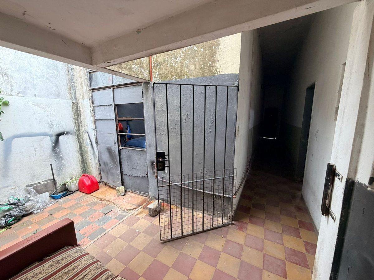 CASA A RECICLAR / LOTE PROPIO 243MTS / BANFIELD