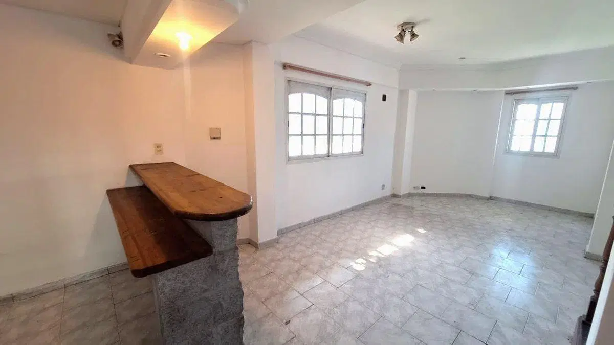 TRIPEX 5 AMBIENTES. LANUS OESTE 5