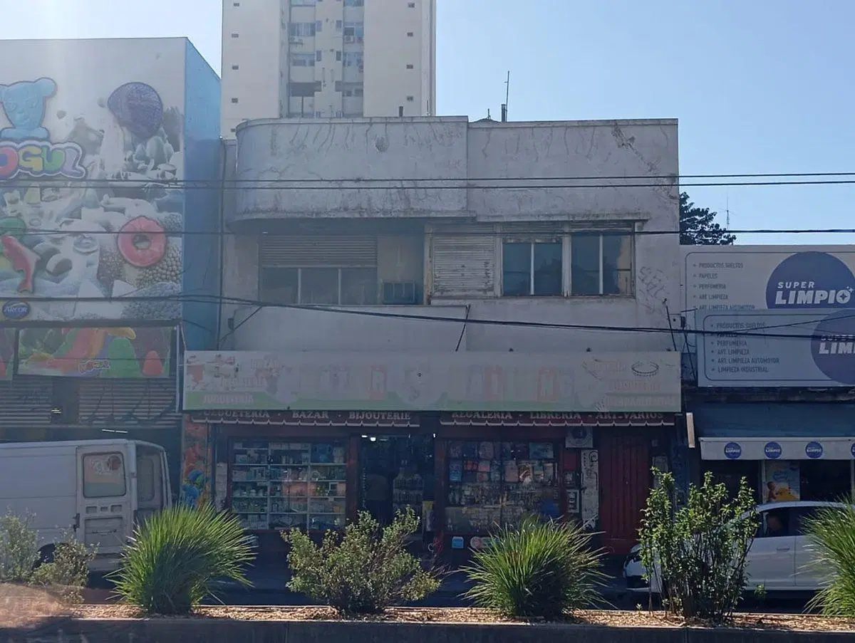 Local Lote c/vivienda Lomas sobre Yrigoyen 8900 2