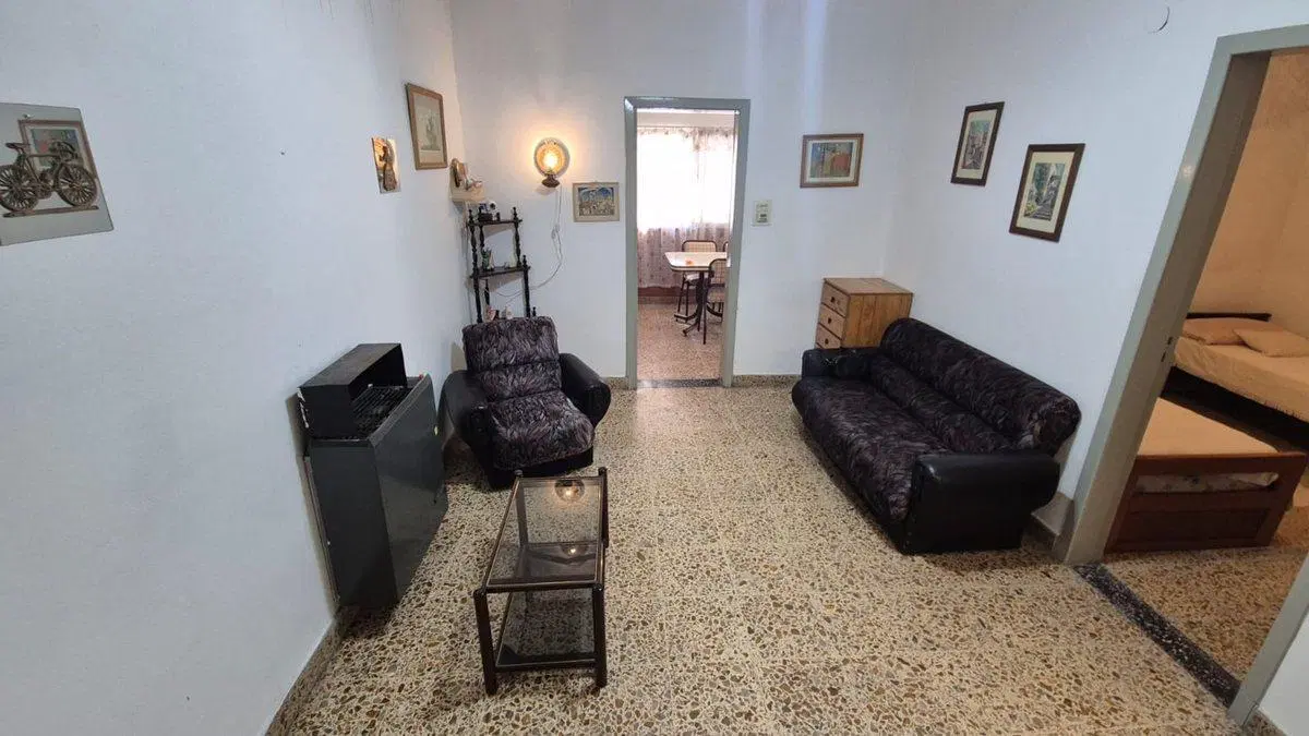 VENTA CASA LOTE PROPIO CON GALPON EN WILDE 10 X 46 3
