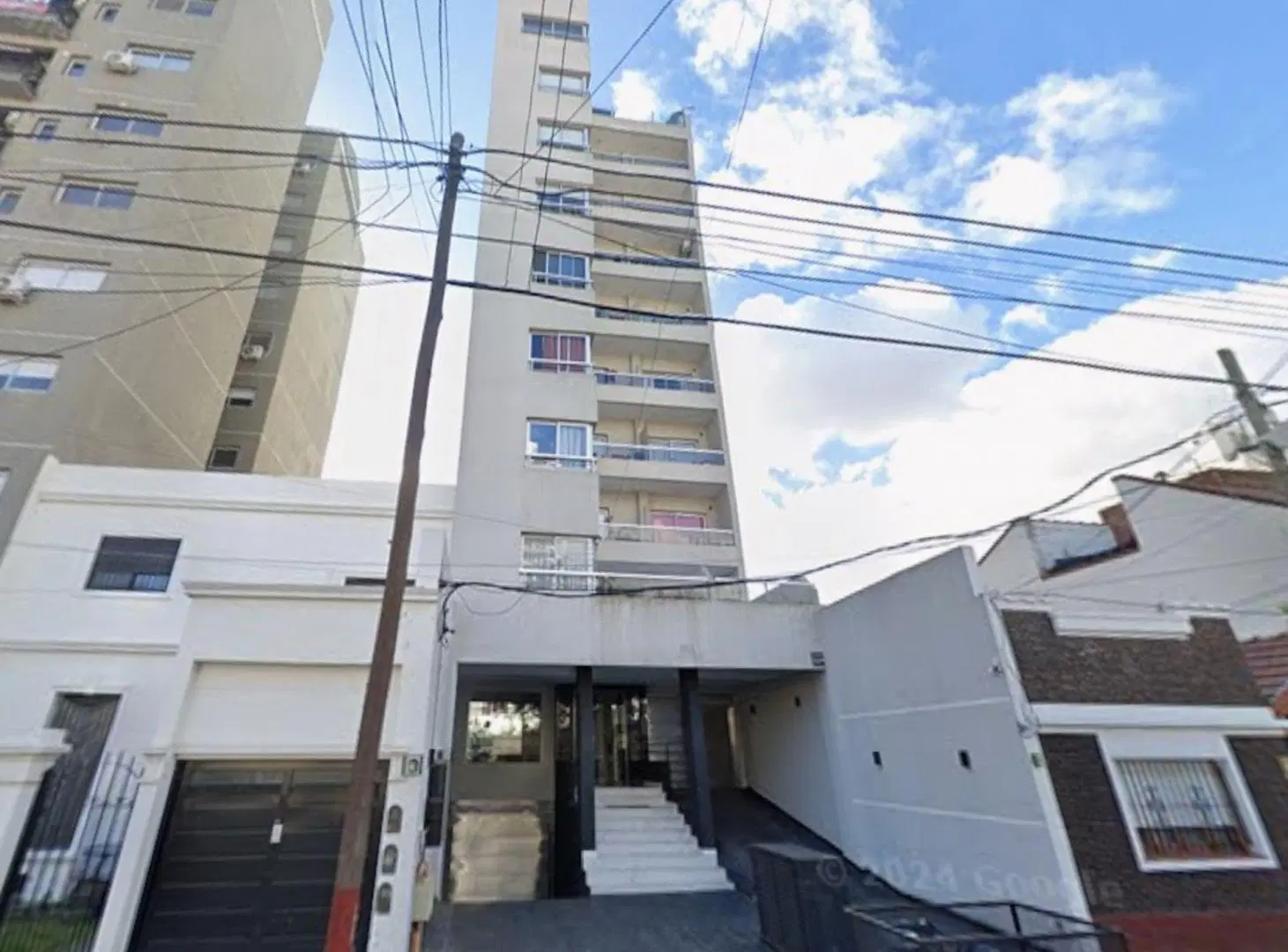 Dpto en alquiler de 2 amb., con amenities Lanusita 3