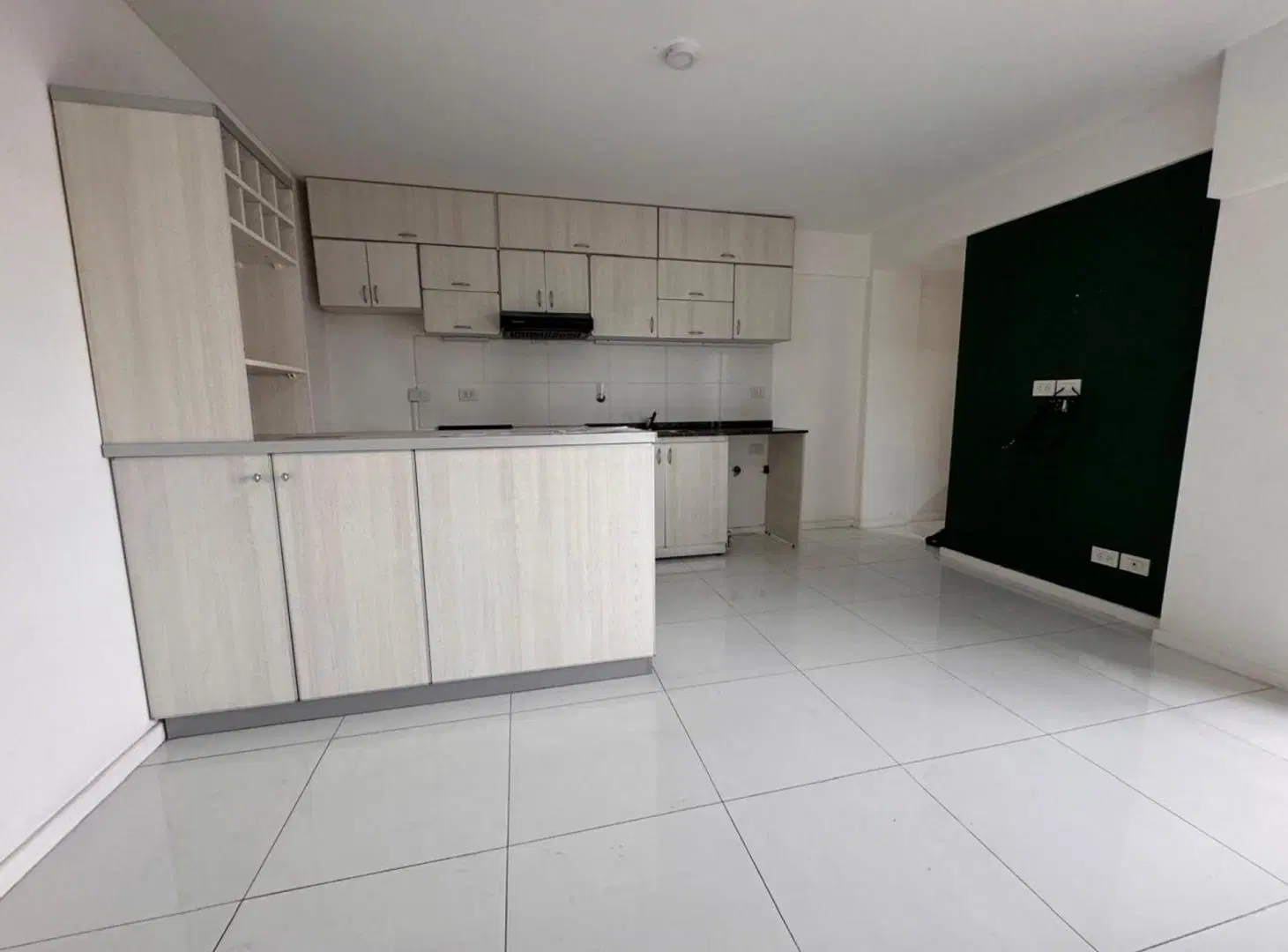 Dpto en alquiler de 2 amb., con amenities Lanusita 5