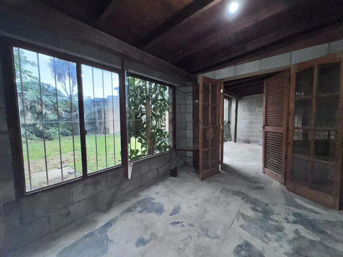 OPORTUNIDAD CASA 3 AMB CON PATIO, FCIO VARELA 3