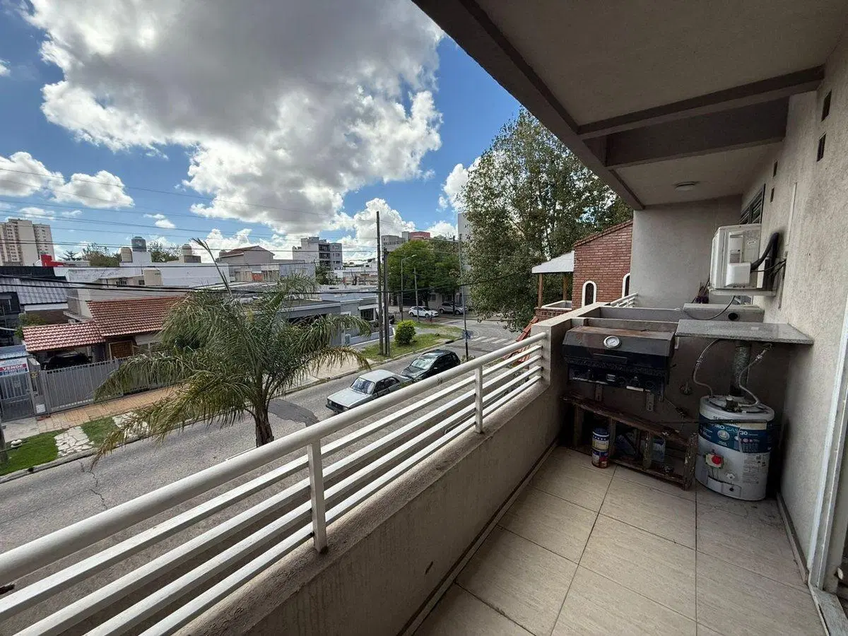 DEPTO. 2 AMB CON BALCON AL FRENTE APTO CREDITO 2