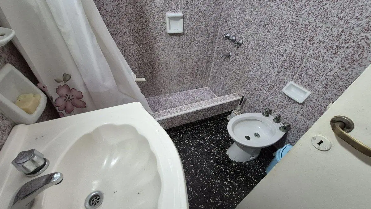VENTA CASA 3 AMB COCHERA QUINCHO TERRAZA APTO CRED 8