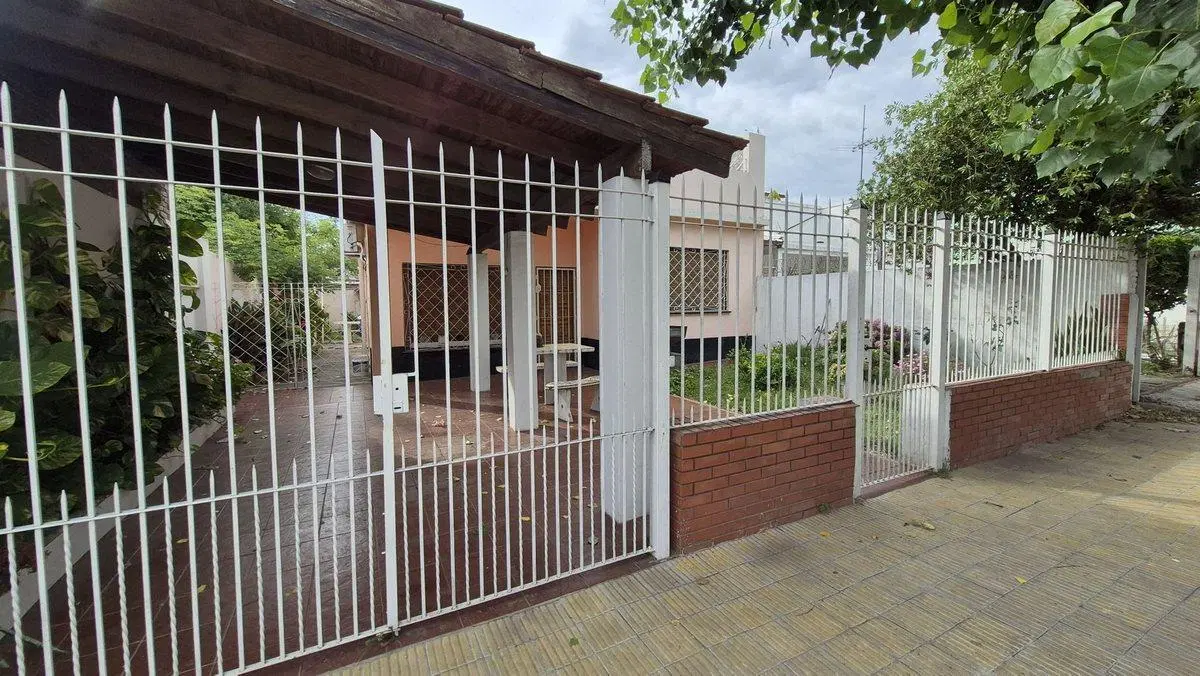 VENTA CASA 3 AMB COCHERA QUINCHO TERRAZA APTO CRED 2