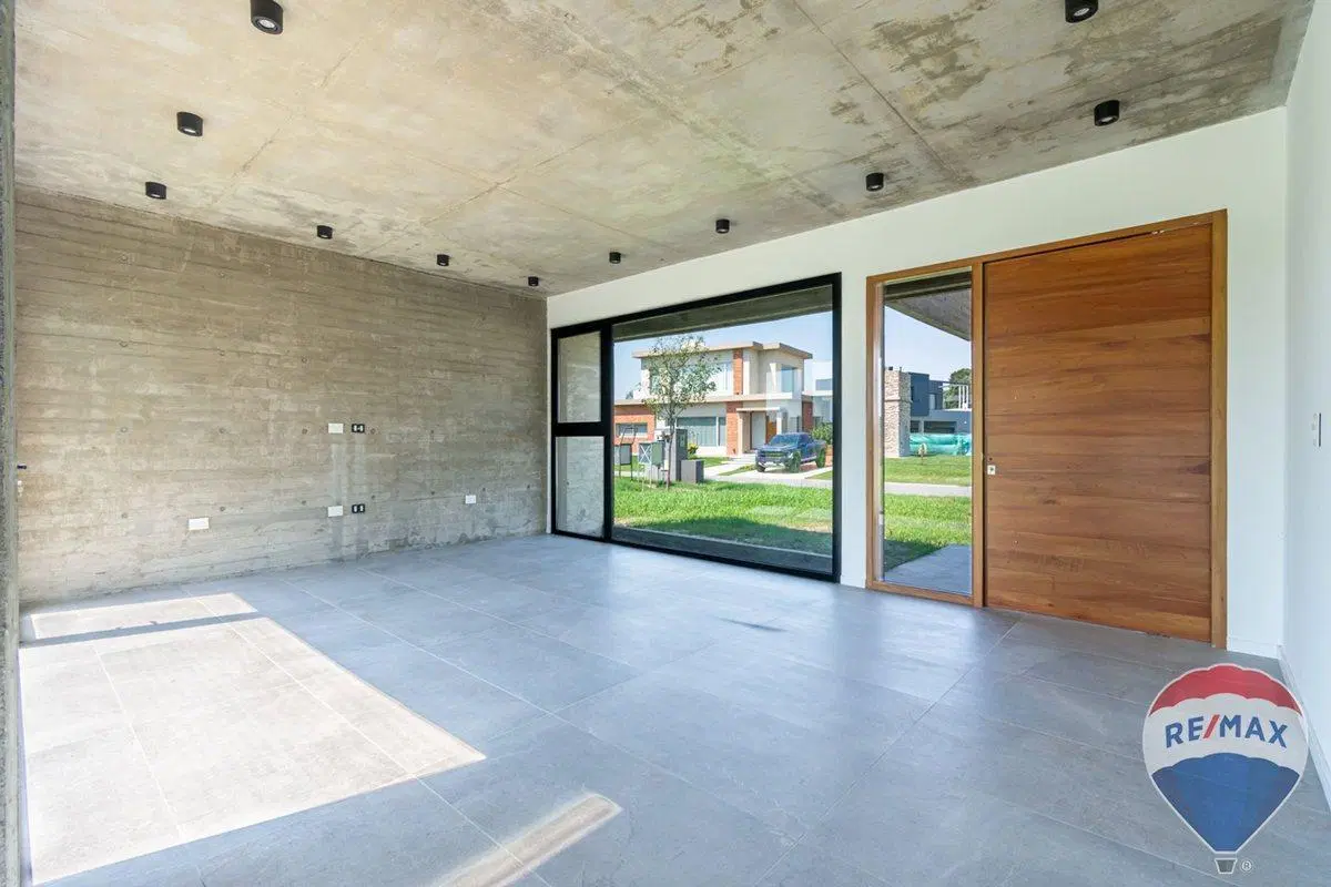 Casa venta Terralagos 3 dormitorios, con piscina. 3