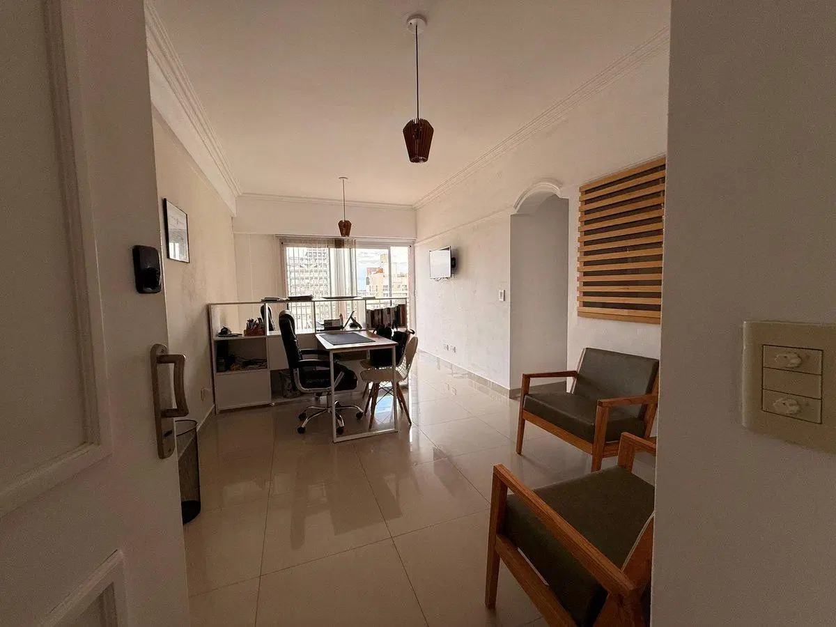 Departamento venta 2 ambs balcón cochera. Lanús E. 3