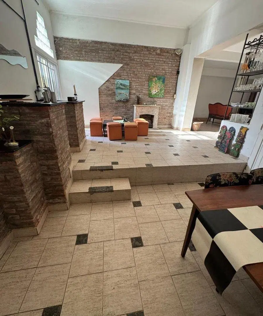Casa  en Lanús con Parque 2