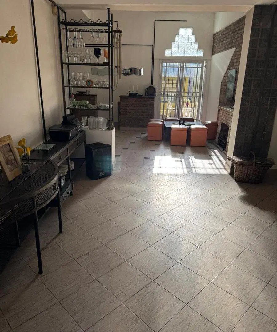 Casa  en Lanús con Parque 5