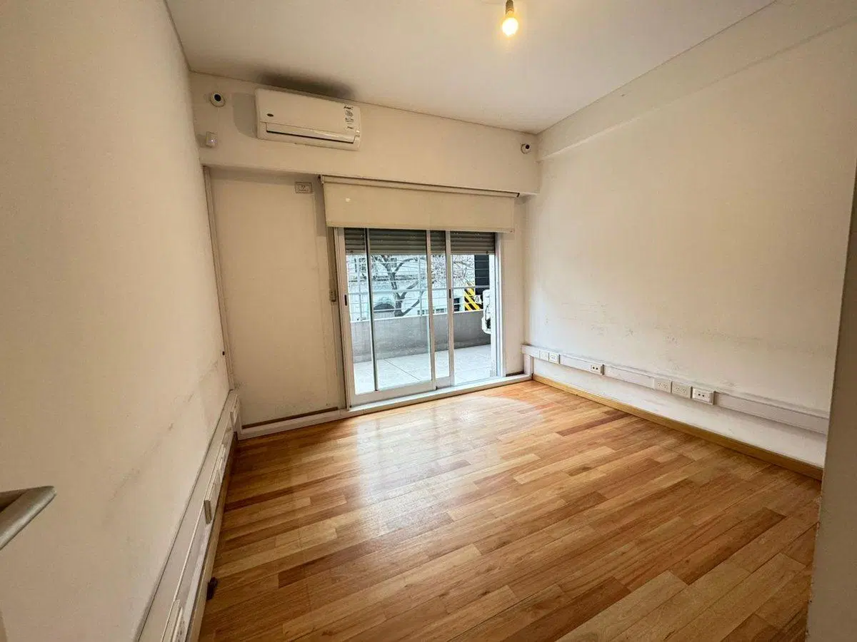 ALQUILER 3 AMB + HAB SVCIO/2 COCHERAS/BALCÓN/PATIO 4