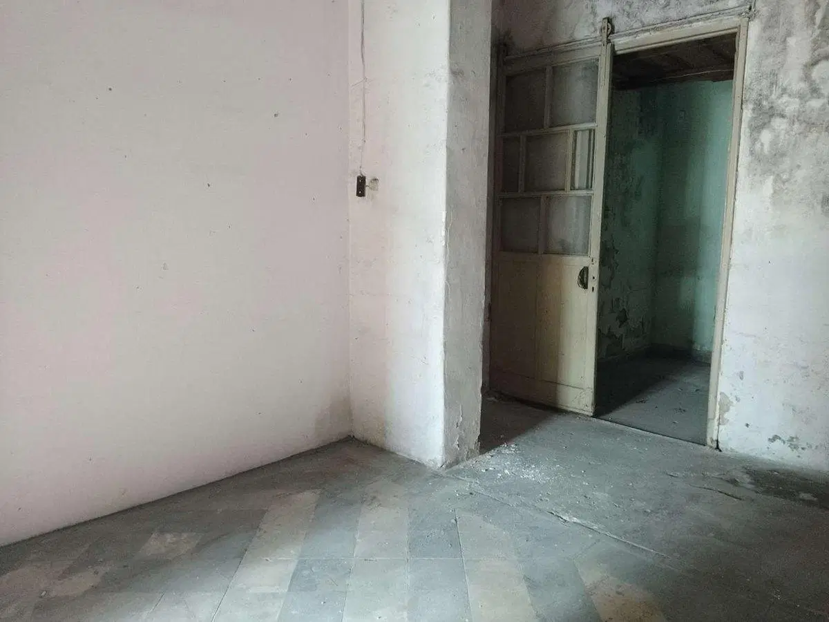 2 AMBIENTES ´+LOCAL +TERRAZA A RECICLAR -LANUS E 4