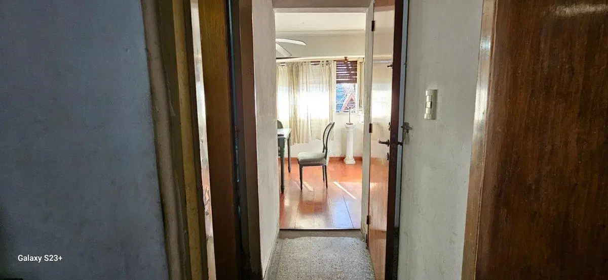 GALPÓN EN VENTA CON DEPTO DE 2 AMB LANUS 5