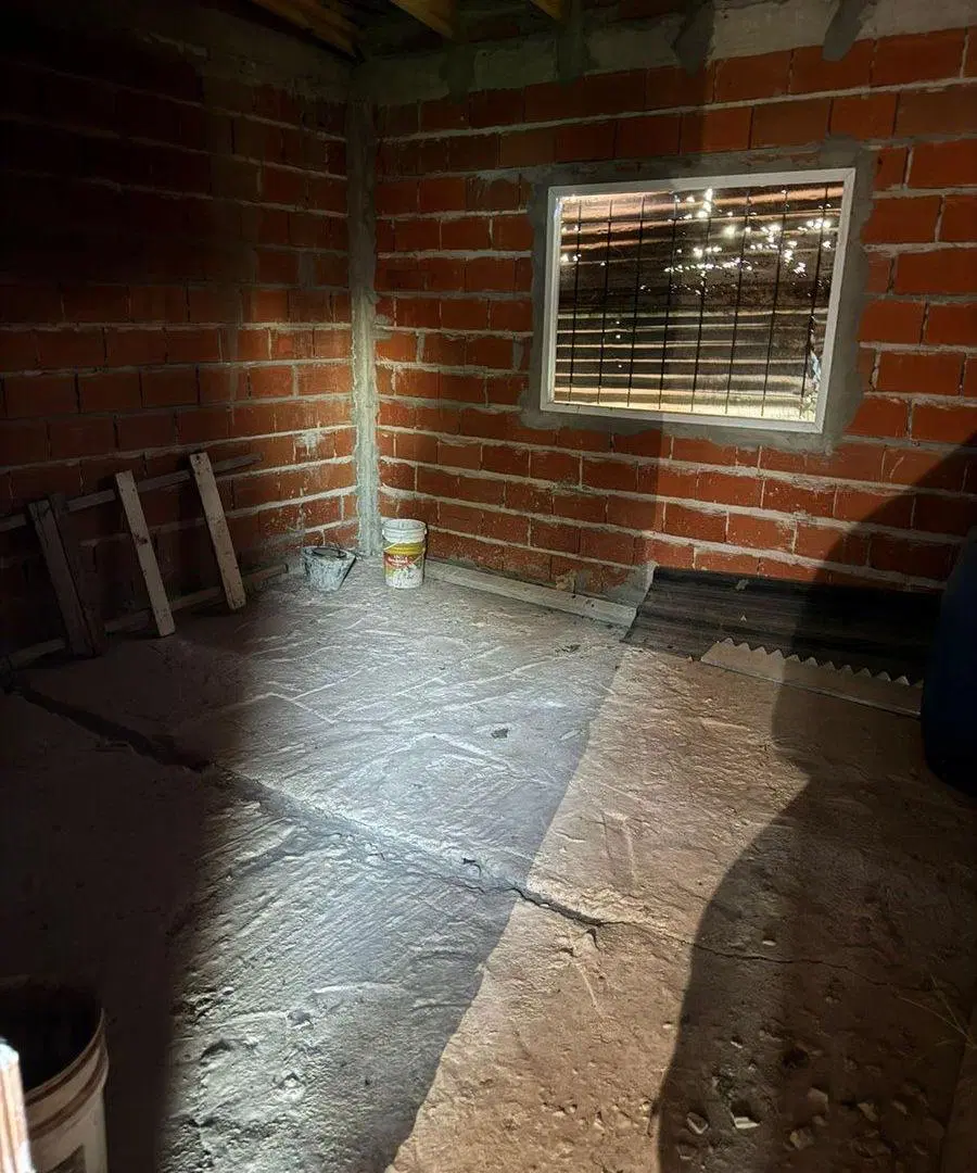 VENTA DE LOTE CON CONSTRUCCION A TERMINAR-GLEW 2