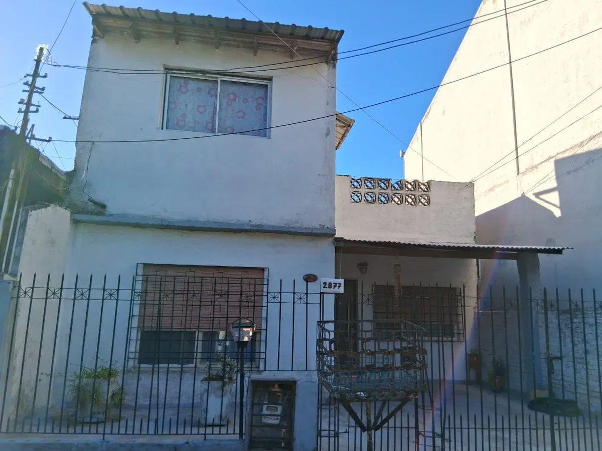 "VENTA EN BLOCK" 2 CASAS DE 3AMB. C/U. C/ COCHERA. 3