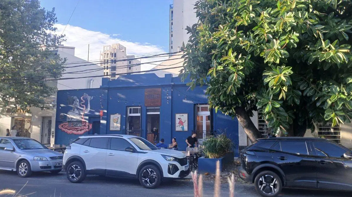 VENTA DE LOCAL EN BANFIELD EXCELENTE UBICACION 3