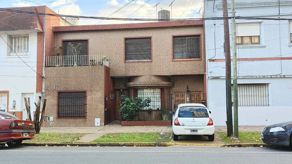 PH 4 AMB. AL FRENTE APTO CREDITO EN LOMAS. 3