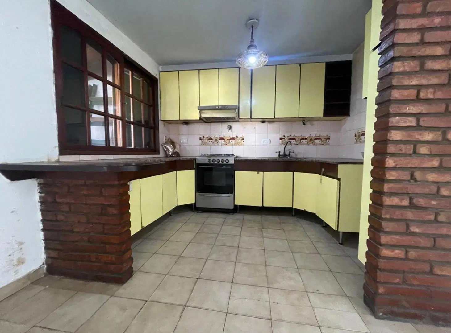 Venta en Block de casa de 3 y 2 ambientes 2