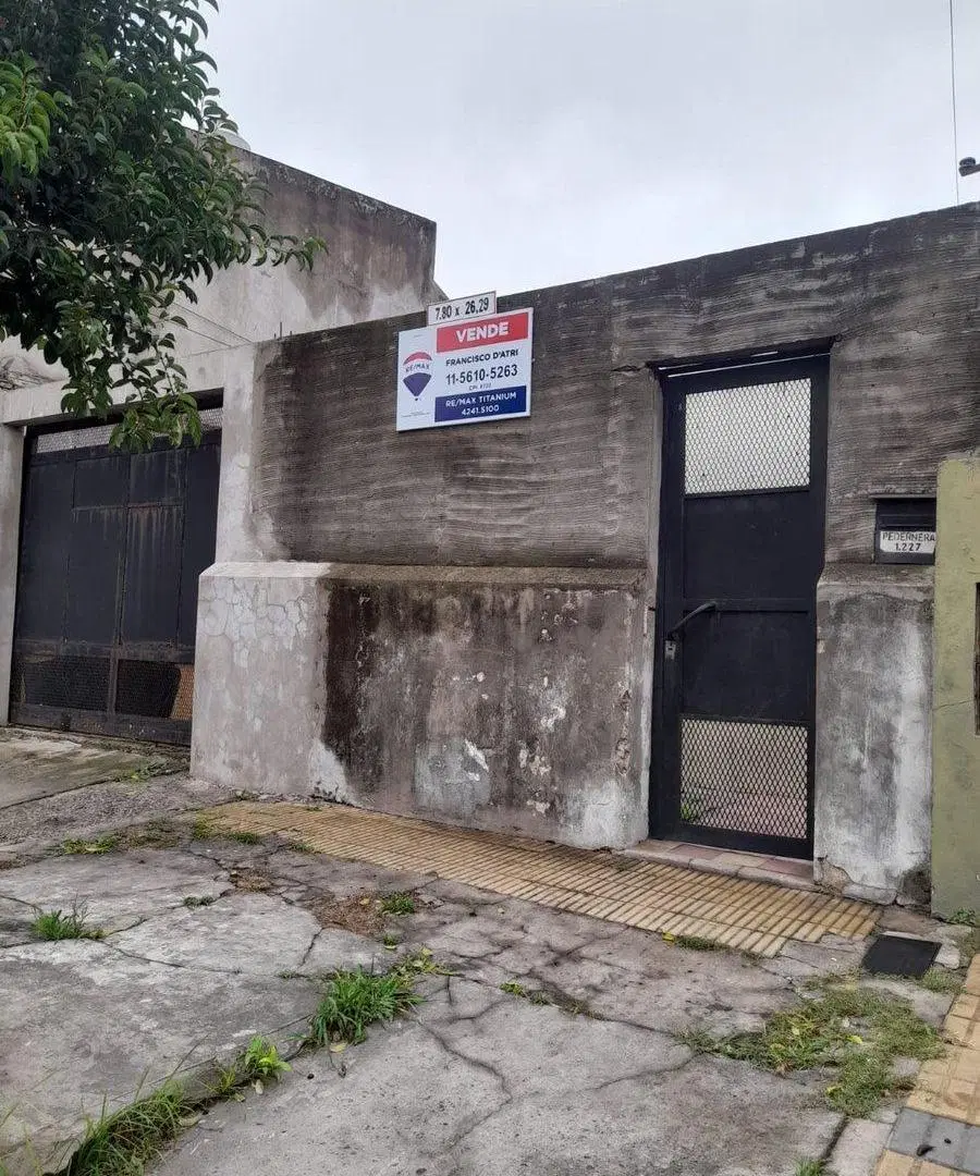 VTA DE LOTE DE TERRENO DE 7,80 X 26,29. LANUS ESTE 5