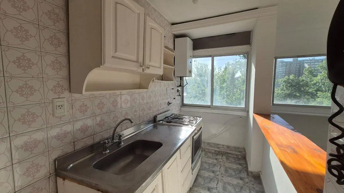 DEPTO VENTA VILLA LUGANO 3 AMB  MUY LUMINOSO 4