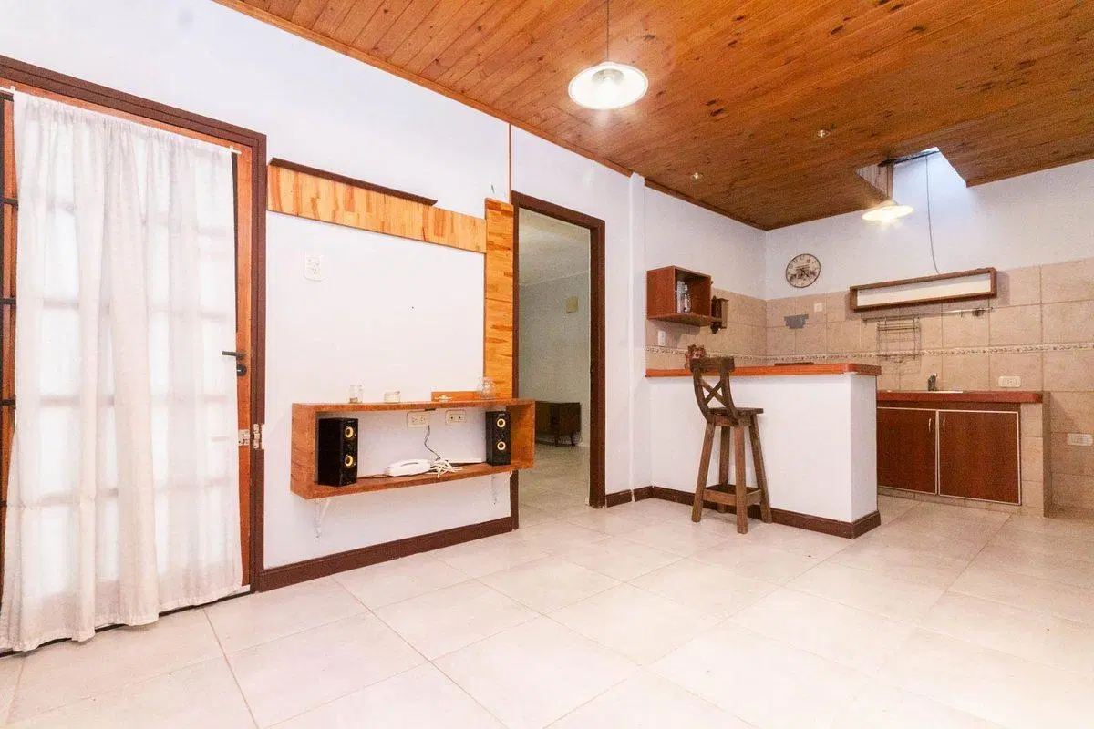 Venta PH 3 Ambs. Fdo. libre. Lanus. Apto Credito. 2