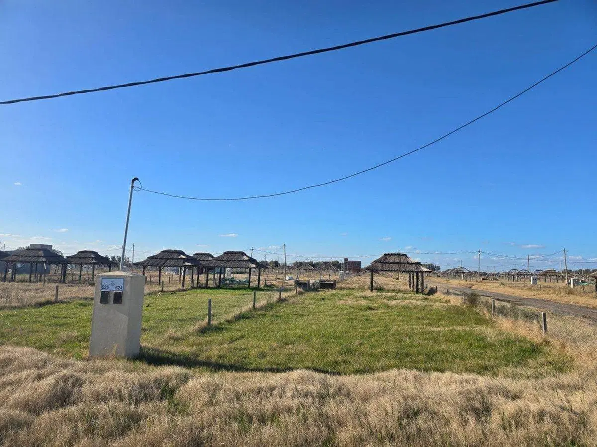 VENTA DE LOTE 300M2 EN DON LUIS YACHTING CLUB 2