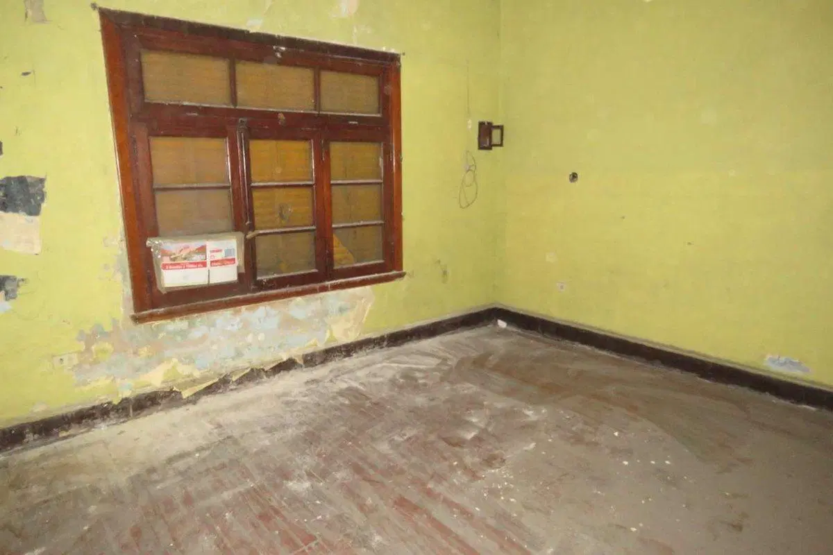 EXELENTE CASA A REFACCIONAR A METROS DE 25 DE MAYO 3