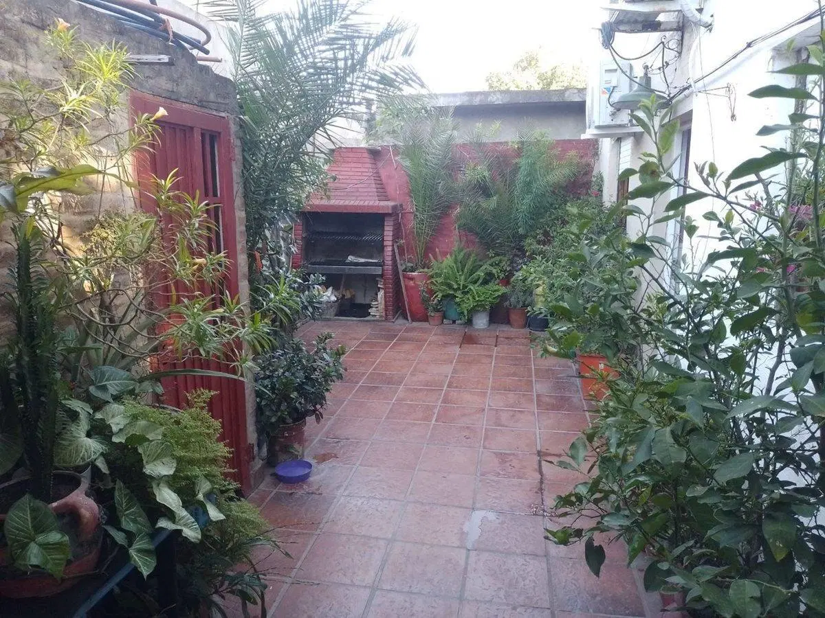 PH 3 AMB PLANTA BAJA APTO CREDITO EN MTE CHINGOLO 5