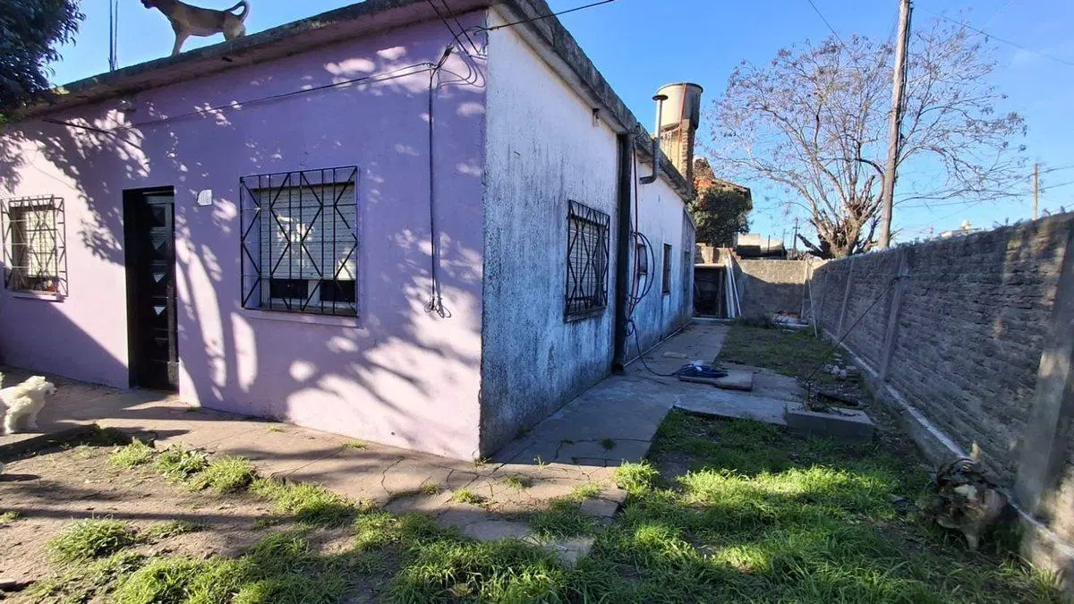 VENTA CASA 3 AMB. TEMPERLEY. APTO CREDITO 2
