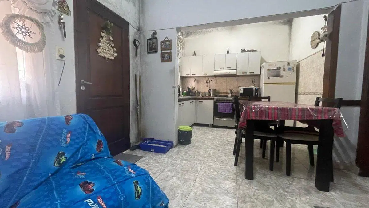 Casa P/ 2 familias 3 AMB cada una 8,66x 27,71 MTS 3