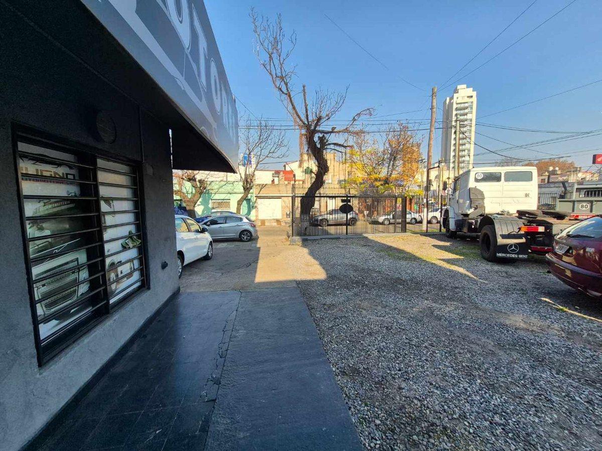 LOCAL+LOTE ESQUINA de 450 m2 - LANUS OESTE - FOT 3