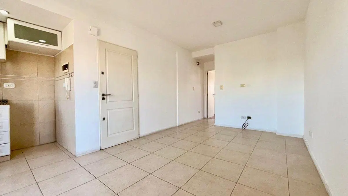 DEPARTAMENTO 2 AMB - ALQUILER - LANUS ESTE 2