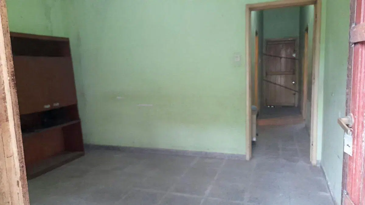 CASA 3 AMB SOLIDA A REFACCIONAR - LOTE 300M2 3
