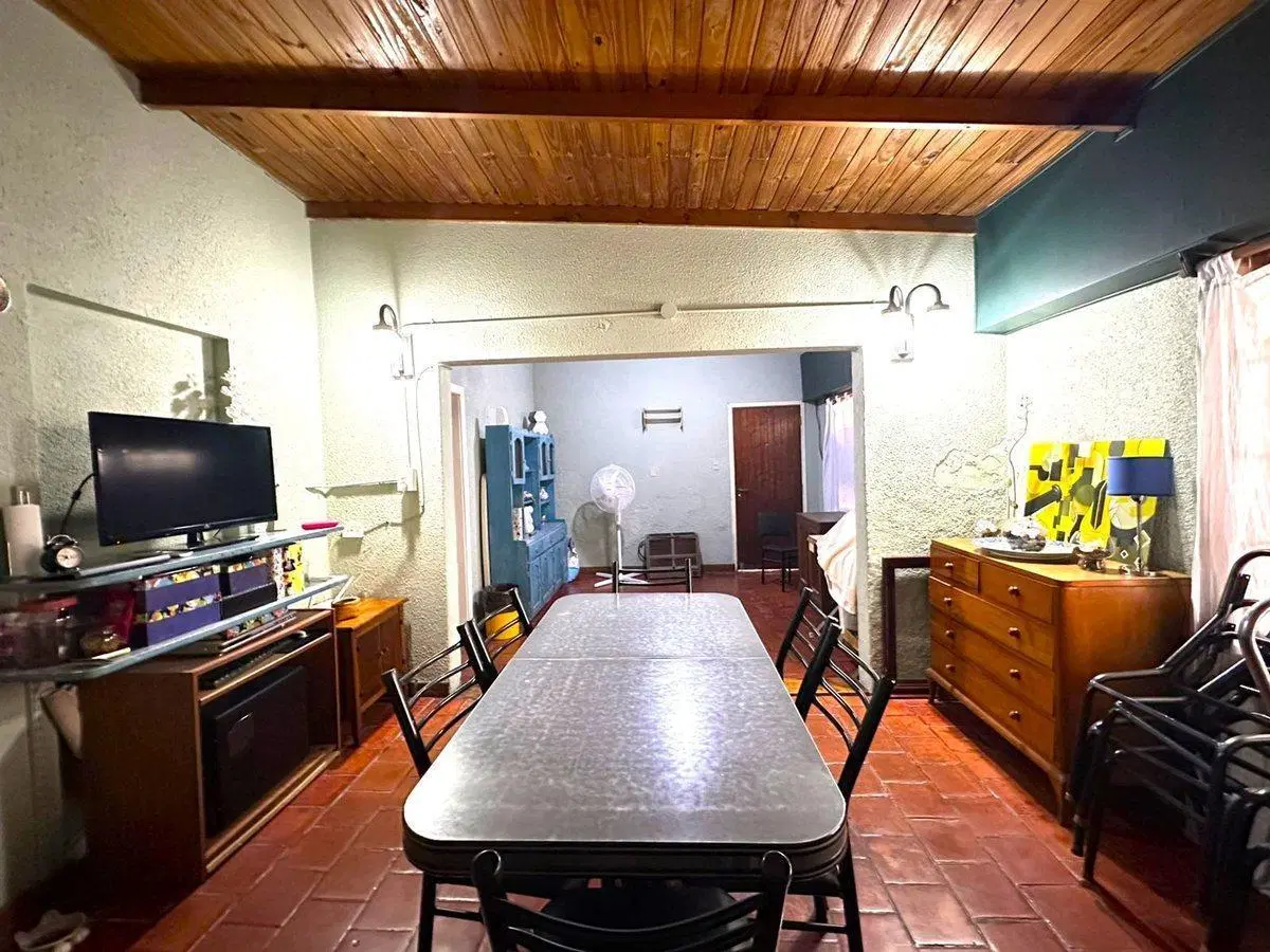 Casa + depto patio y quincho 2