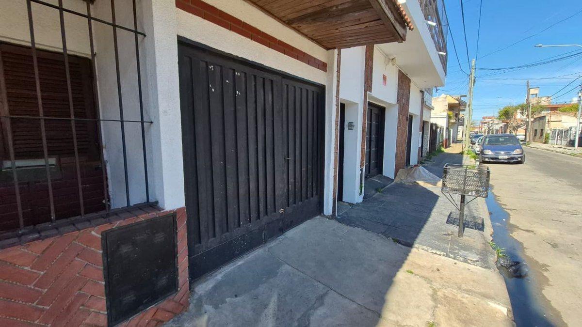 PH con fondo libre 135 m2, Lanús Oeste
