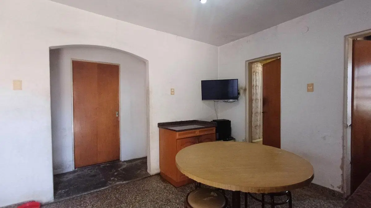 CASA S/ LOTE DE 410MT2 A REFAC - USD57000 Y CUOTAS 5