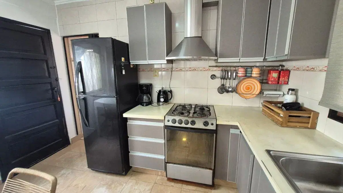 Casa 3 amb parque, quincho, piscina. Lanús Este 5