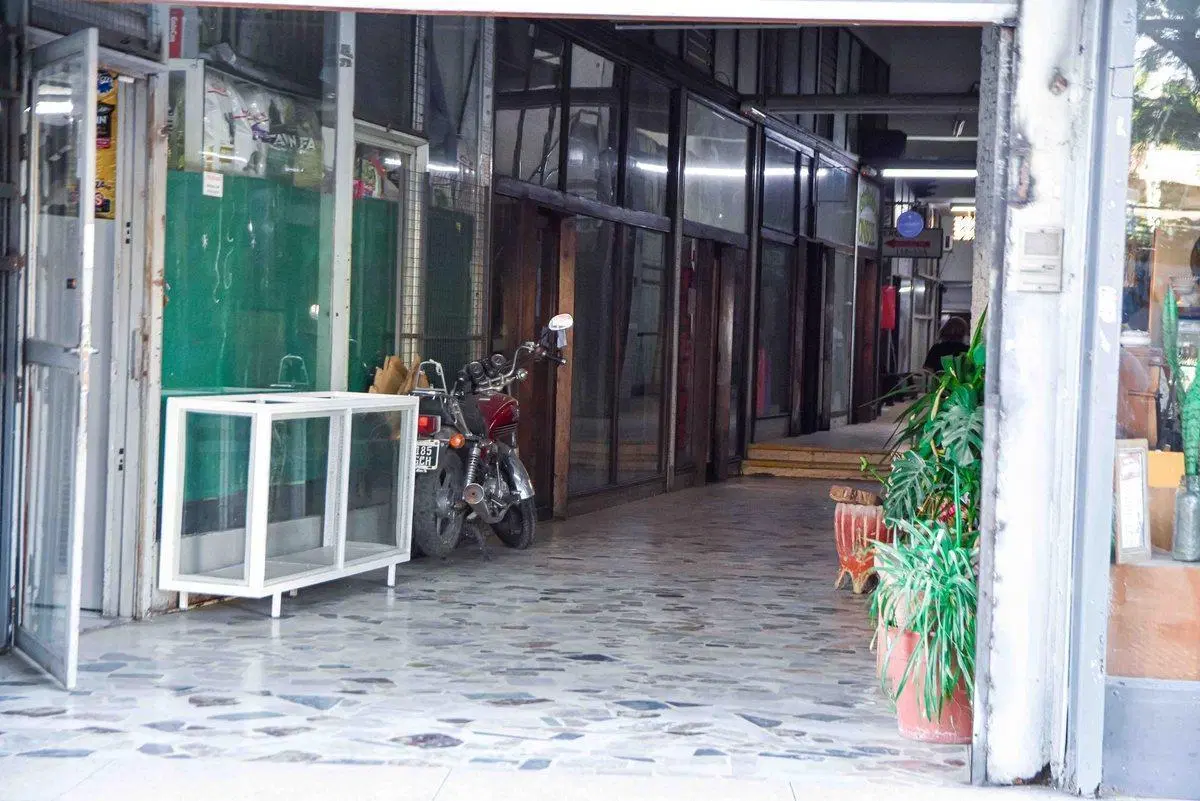 LOCAL EN GALERIA CONSTITUCION 4
