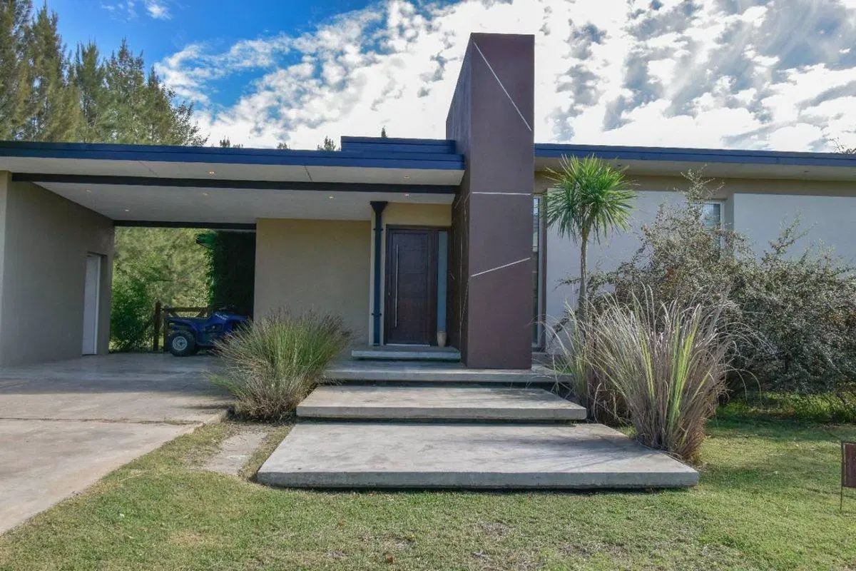 CASA DE 4 AMBIENTES EN FINCAS DE SAN VICENTE 5