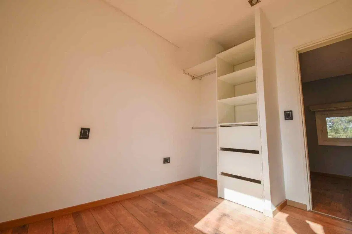 CASA DE 4 AMBIENTES EN FINCAS DE SAN VICENTE 8