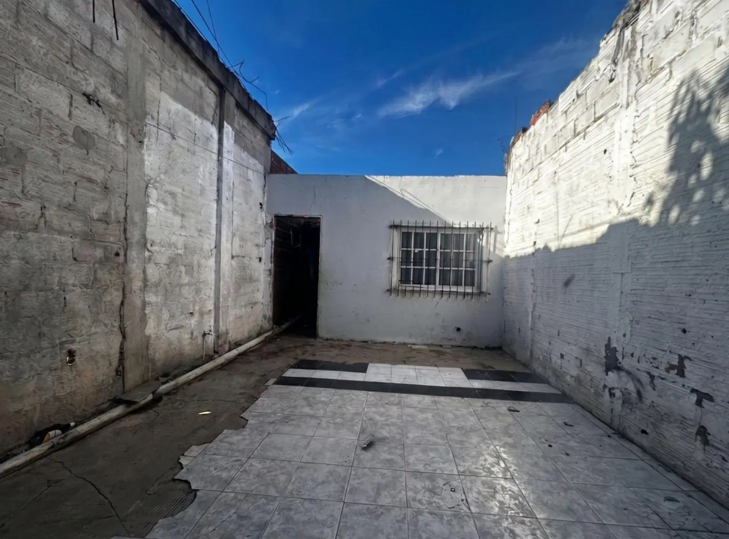 LOCAL COMERCIAL + VIVIENDA 4