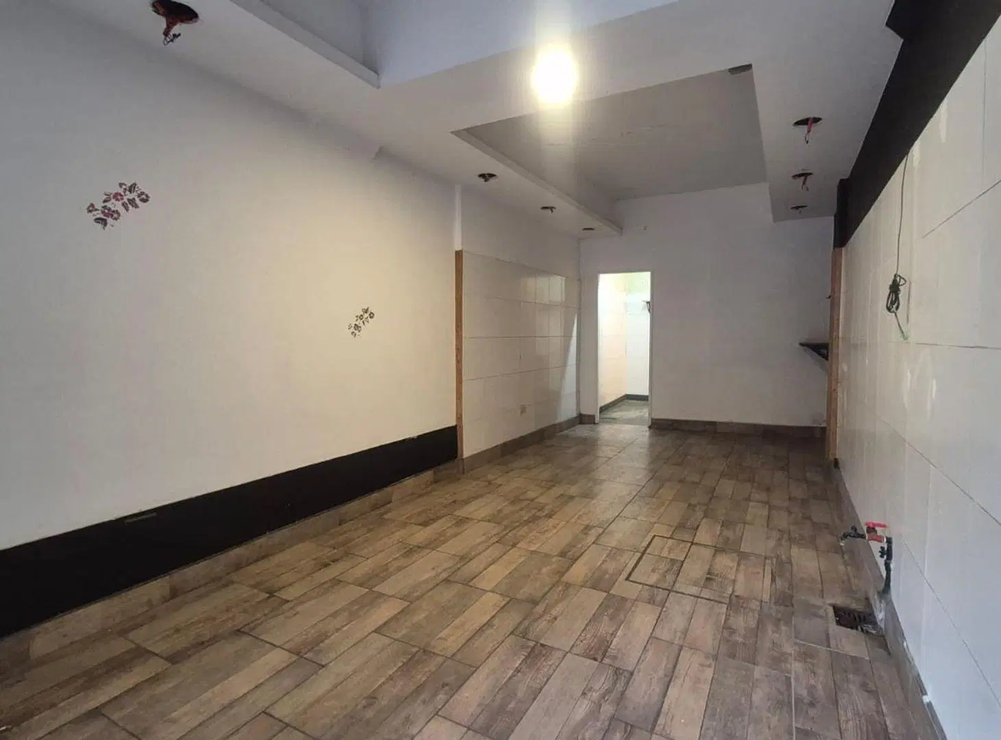 Local comercial en Alquiler 28 m2 Lanus Oeste 2