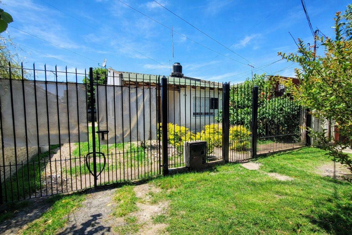 Casa en venta en Monte Grande Lote propio 257 m2