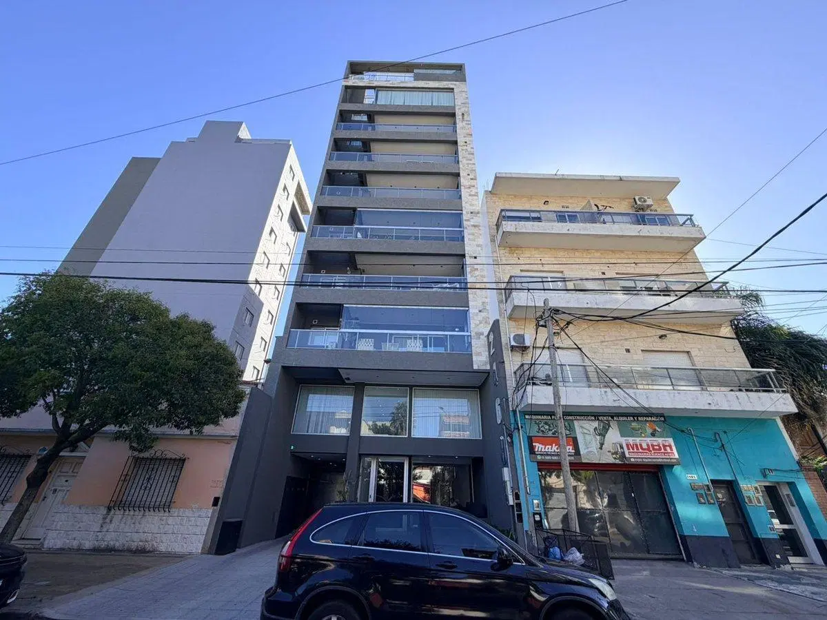 VTA DPTO 2 AMB / BALCON / LUMINOSO / LANUS OESTE 3
